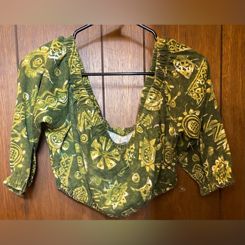 🔴Suzy Phillips Vintage Crop Top